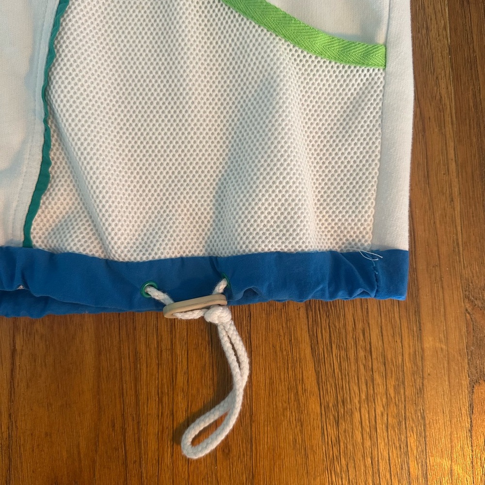 Jantzen tennis Polo Top with Blue & Green Trim and mesh pockets - Picture 7 of 11